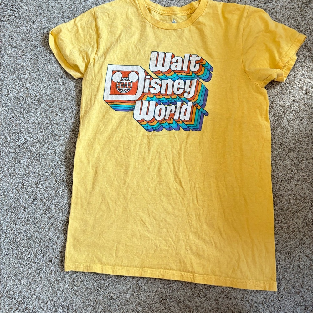 Walt Disney World Women’s Retro Shirt Size Small
